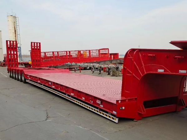 軸線特種低平板半掛車